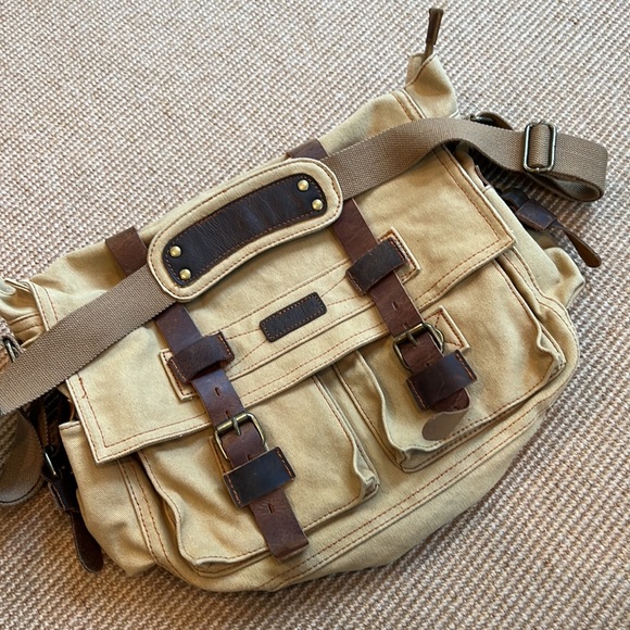 Gearonic Tan Canvas & Leather Messenger Bag - Picture 8 of 8